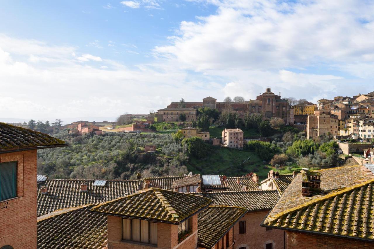 Appartamento Panoramico San Martino 12 Сиена Экстерьер фото