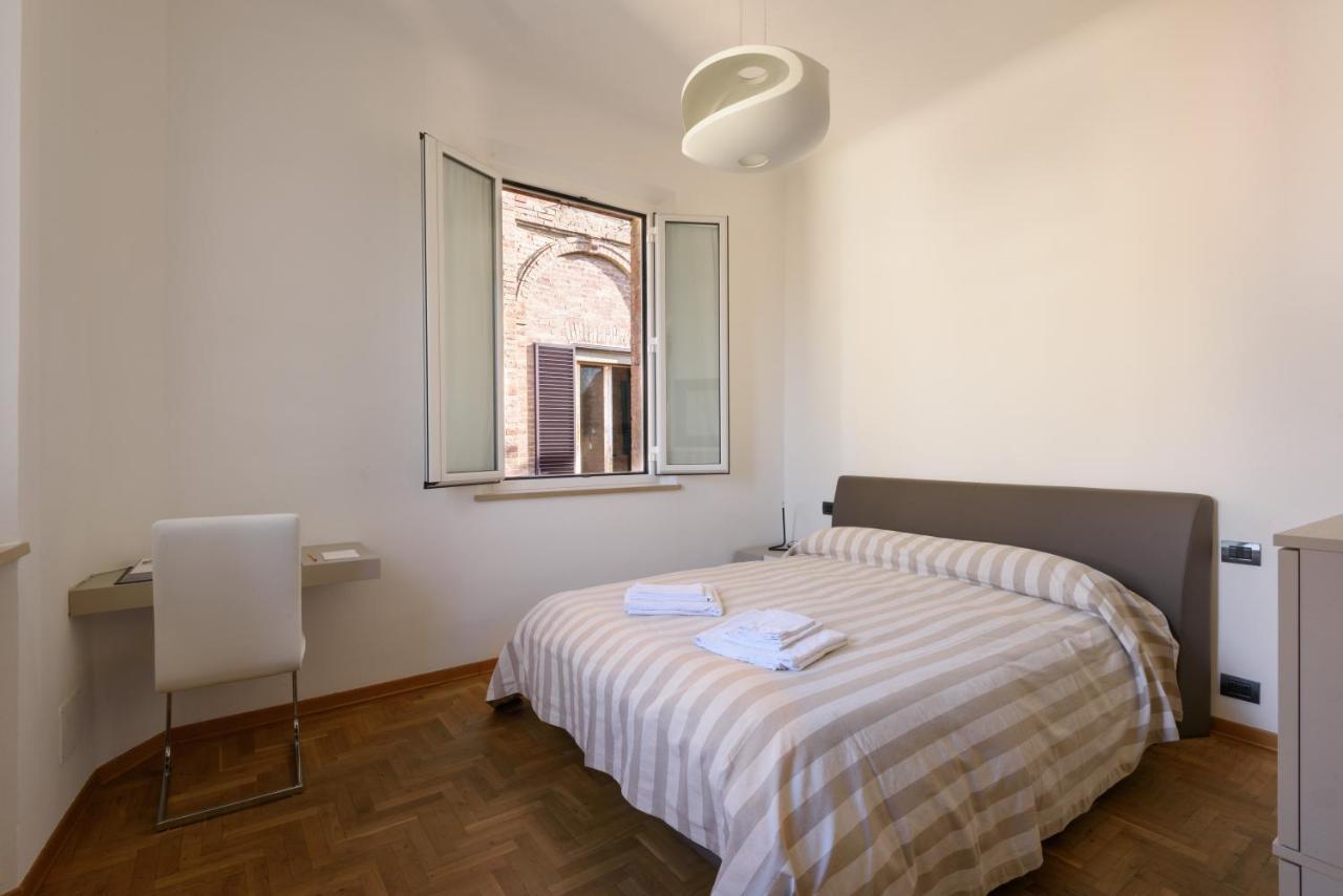 Appartamento Panoramico San Martino 12 Сиена Экстерьер фото