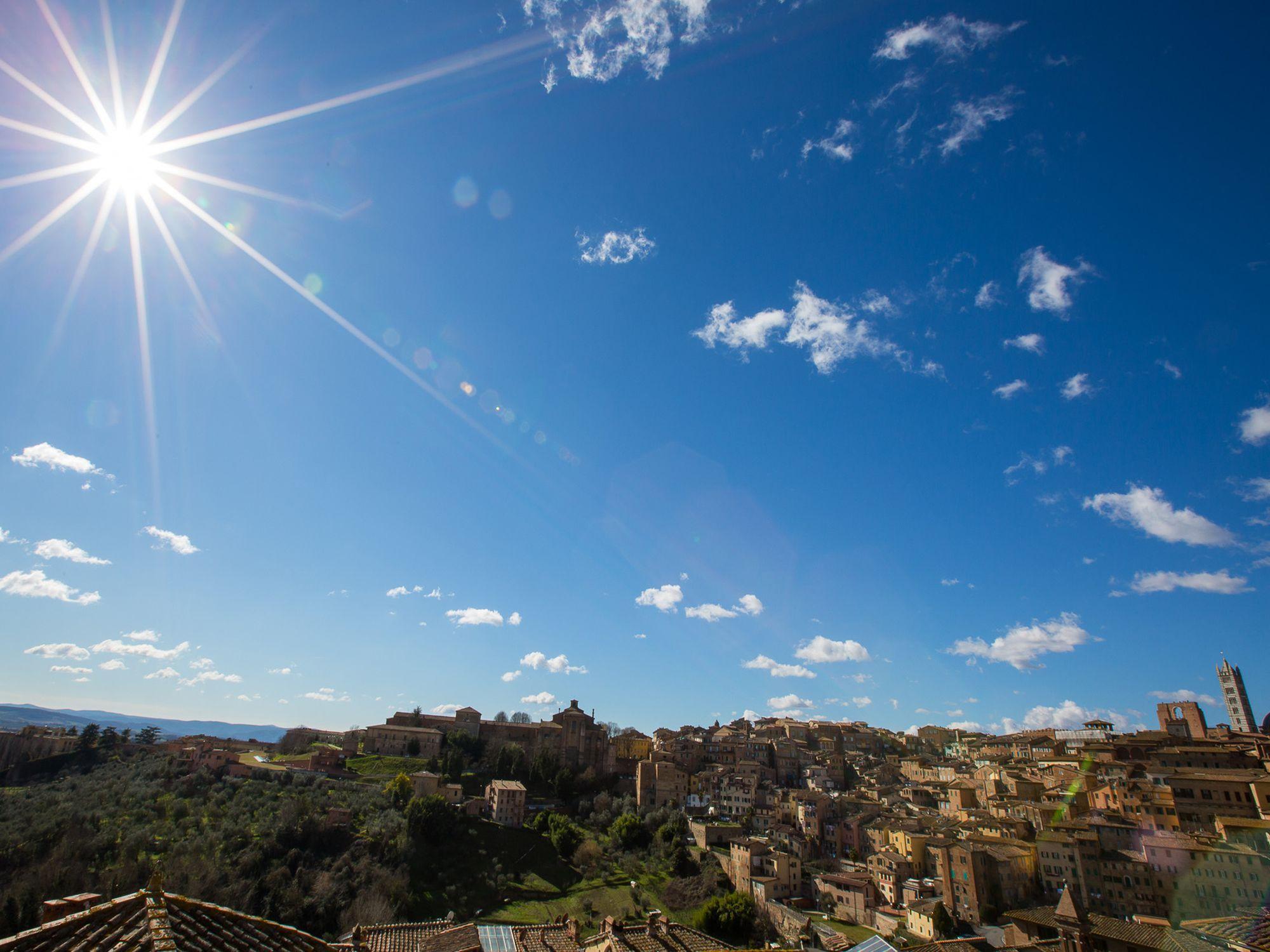 Appartamento Panoramico San Martino 12 Сиена Экстерьер фото